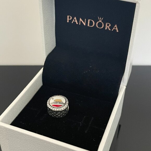 Pandora California Exclusive Charm - Picture 8 of 8